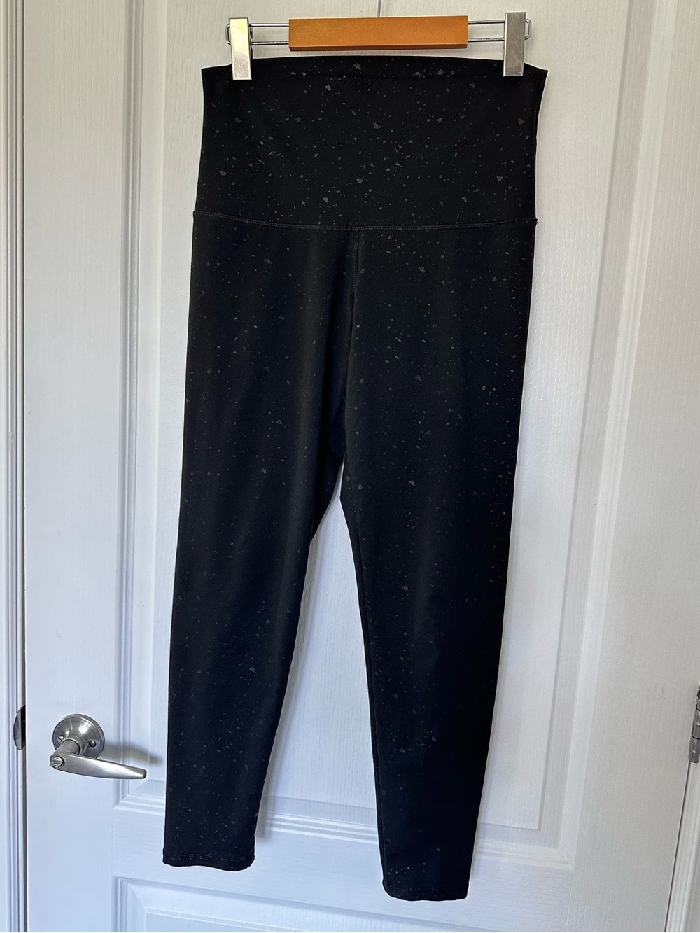 🔥2/$15 High Waist Black Leggings Speckled Abstract Detail Activewear Athleisure